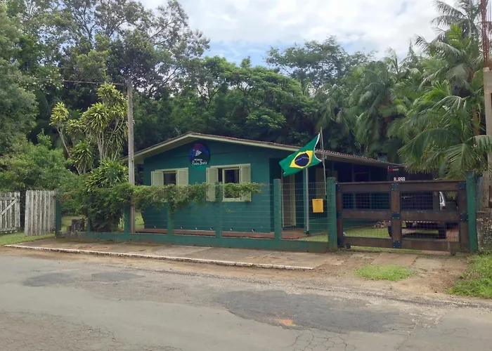 Pedra Branca Eco Hostel E Camping